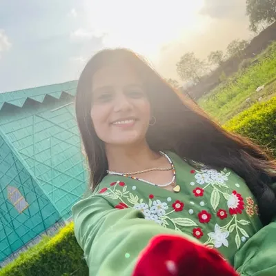 Sakshi Bhardwaj profile