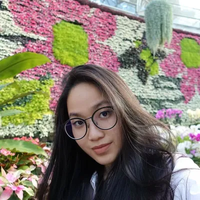 Audrey Teguh profile