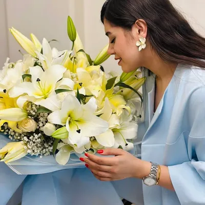 آورا🌸مشاوره | کوچینگ استایل | خودشناسی | دورهمی دخترونه profile