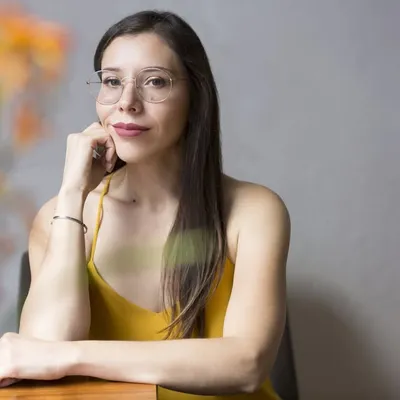 Aura López profile
