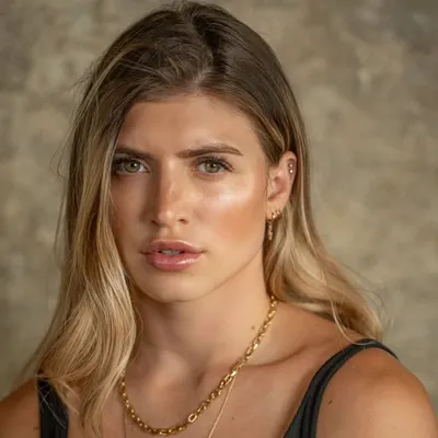 Aurélia Agel profile