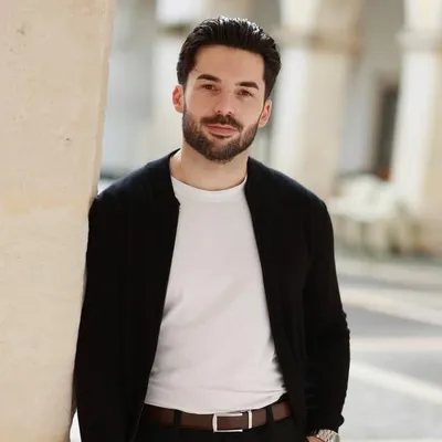 Aurélien Mota | men fashion & lifestyle profile