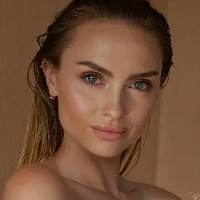 Aurélie Pons profile