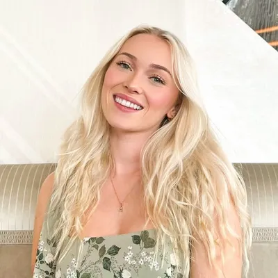 Autumn Rhodes profile