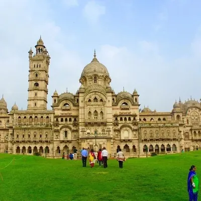 Vadodara - A Vadodara Che profile