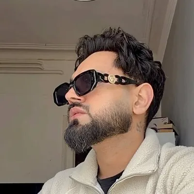 Avi Bajwa profile