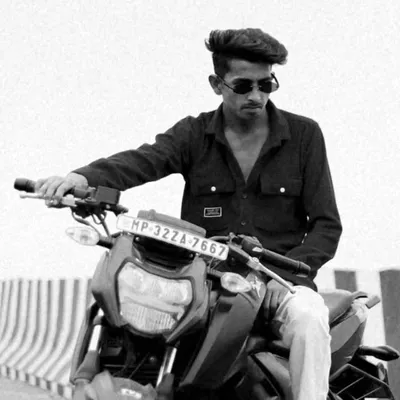 Avinash Gangwal profile