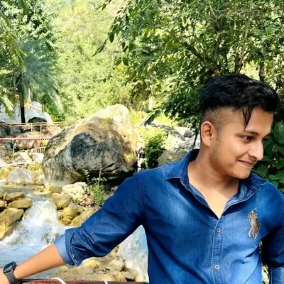 Aviral Nigam profile