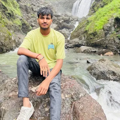 Avnish Pandey profile