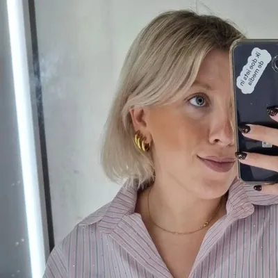 AXELLE 🪩 profile
