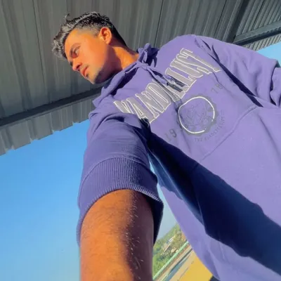 AXMIIR | Fashion Model profile