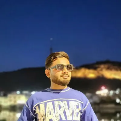 ایان عقیل بھاٹی profile