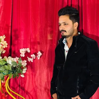 ƴƖ.. profile
