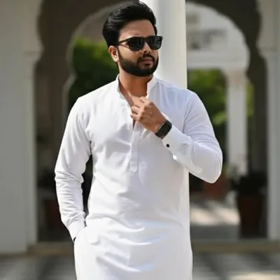 Ayan Khan profile