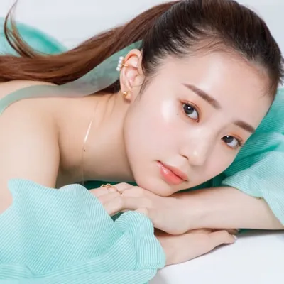 中町綾 profile