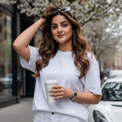 Ayesha Saleem profile