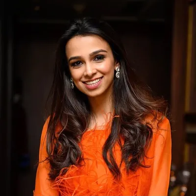 Ayesha Puri Kanoria profile