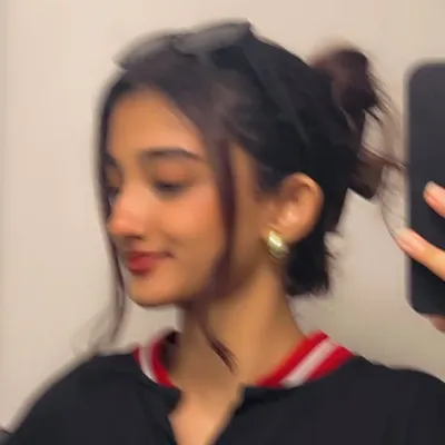 Ayesha zainab profile
