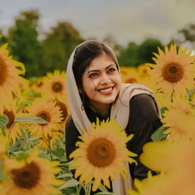 AYISHA SHAFRIN profile