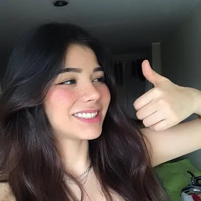 Aylin Criss profile