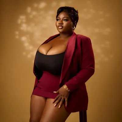 AYOMIDE CHASE profile