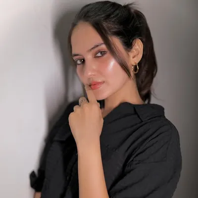 AYRAA profile