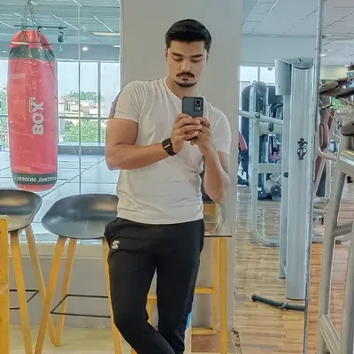 Ayub Tariq profile