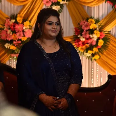Ayushi R. Gandral profile
