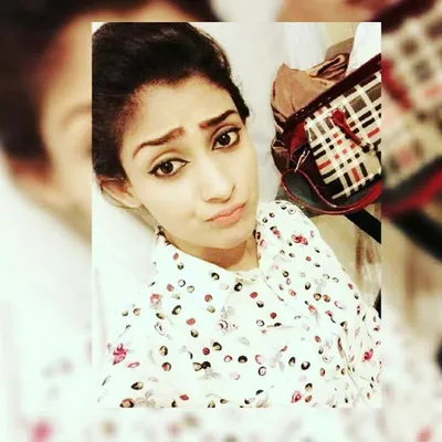 Ayushi Singh profile