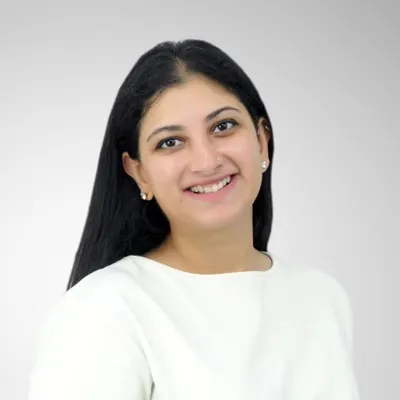 Ayushi Anand | Travel and Lifestyle profile