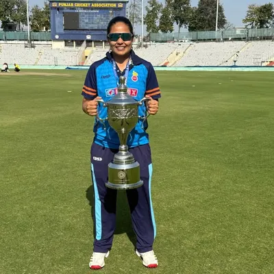 Aayushi Soni profile