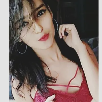 ayushi trolls profile