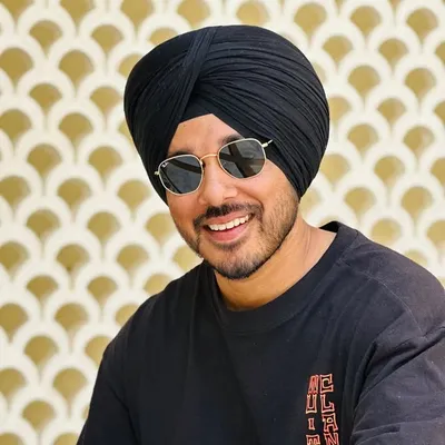 Azad Bir Johal profile