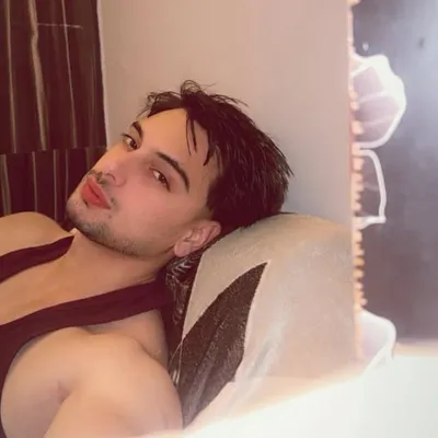( اعظم خان ) profile