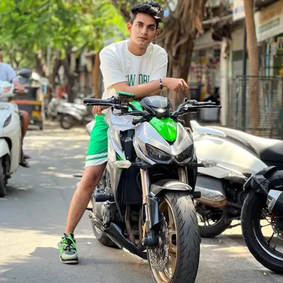 Arshad shaikh profile