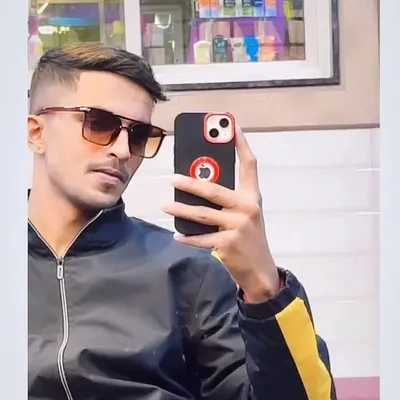 Azar Shaikh profile