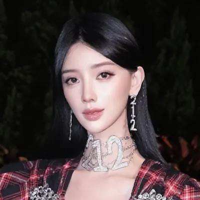 🌈212zIHan翁子涵👼🏻 profile