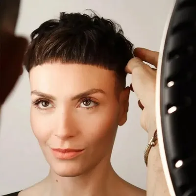 Barbara Thomaz profile