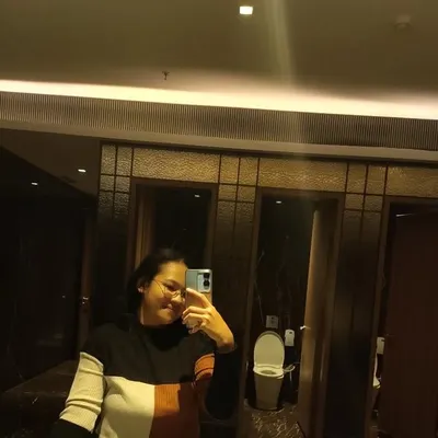 Sandra Yustiana Erika profile