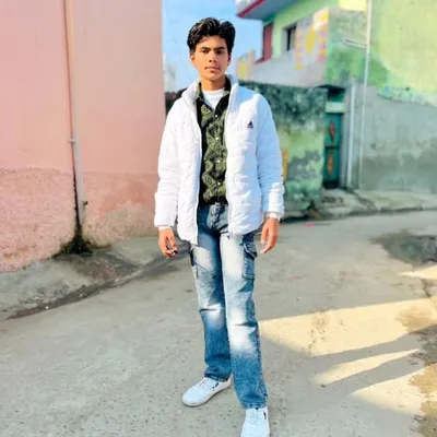 Badal nabalik ๐๐๐ profile