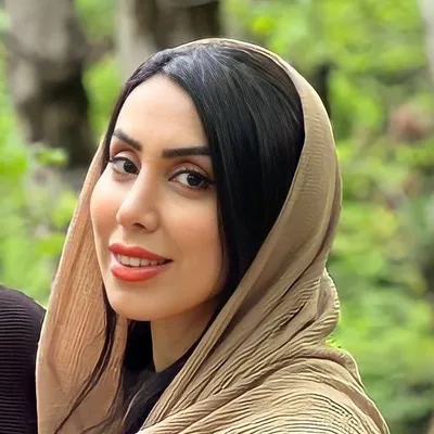 Zahra Bozorgi profile
