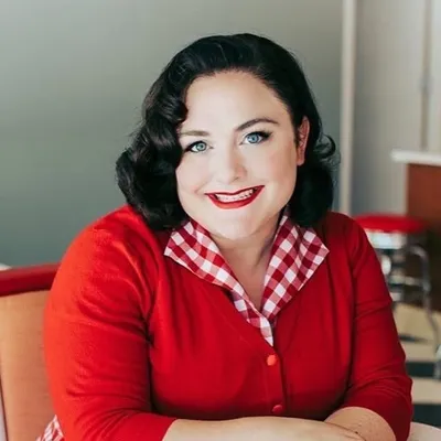 Kristin Hoffman aka “Baker Bettie” profile