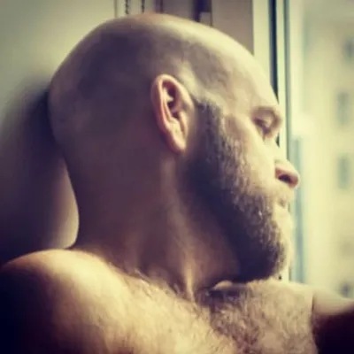 bald&bearded profile