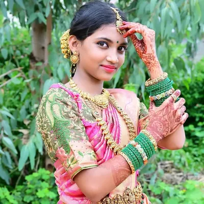 Bandhavya mani gowdađź‘‘ profile