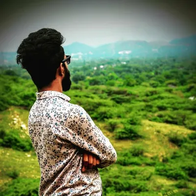 👑RAHUL👑 profile