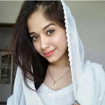 Kulsum bano profile