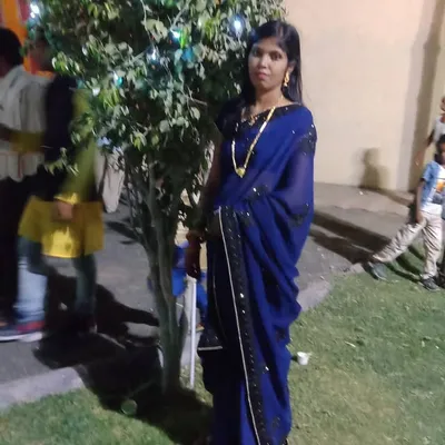 Sonali Bante profile