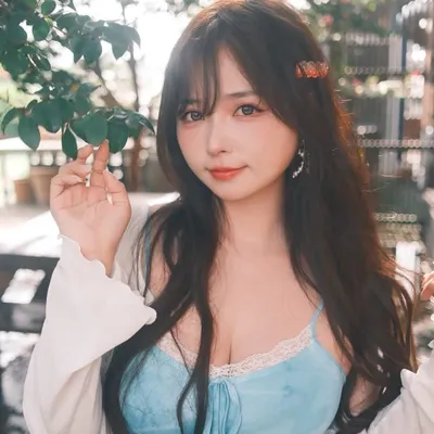 Baobao 包包 So Ngan Lam profile