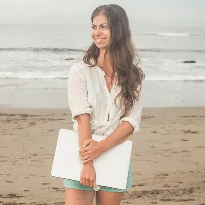 Barbaralicious | Barbara Riedel | Travel Blogger & Author profile