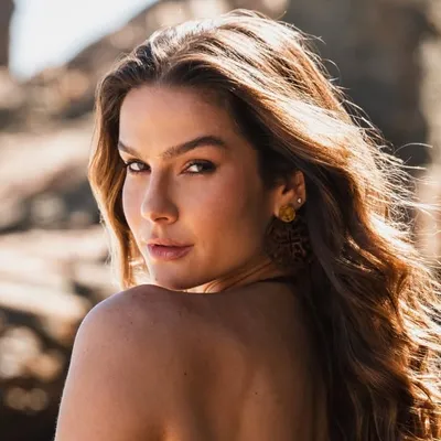 Bárbara Studart profile